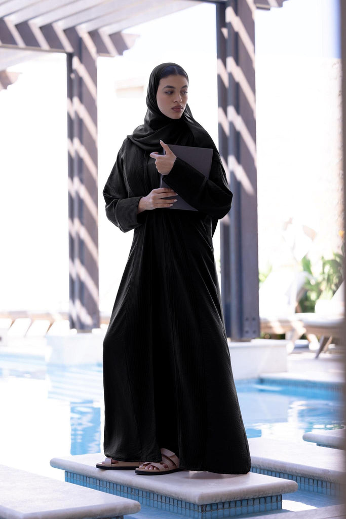 Alya Abaya Black