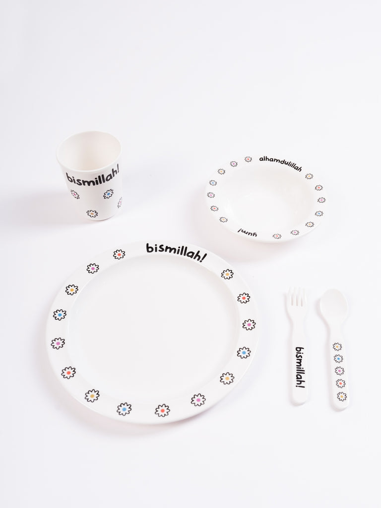 Gift Hamper - Baby Girl including jalabeya