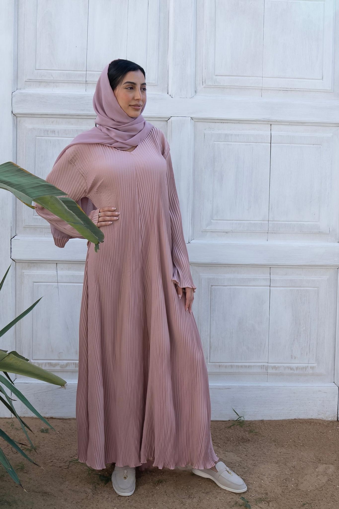 Leila Abaya - Dusty Pink - 52 / Women / Pink Leila Abaya - Dusty Pink - 52 / Women / Pink