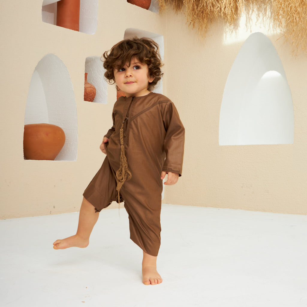 Brown Emirati Kandora - Babies - YALLAKIDS